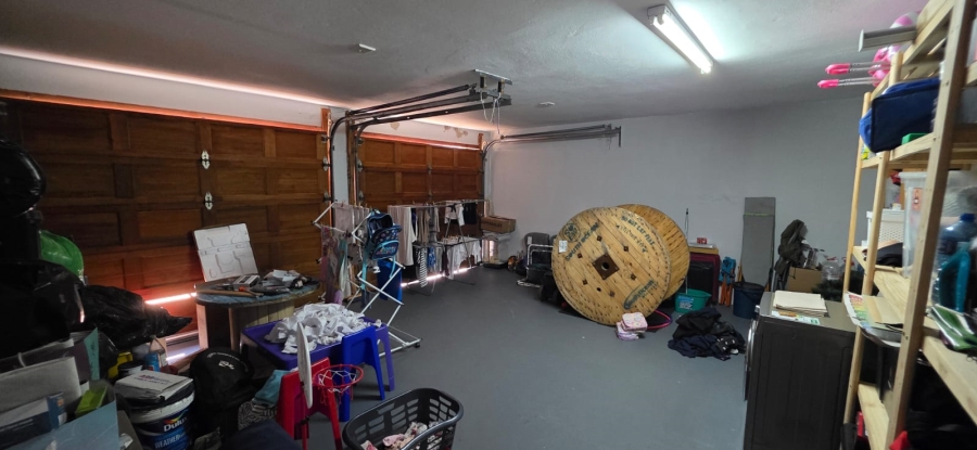 3 Bedroom Property for Sale in Melodie North West
